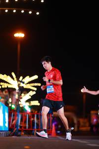 BIB: 3143
                            <button type="button" onclick="openModal(23039397)" class="btn btn-primary btn-sm float-right btn-popup" data-toggle="modal" data-target=".modal-high-quality">
                        <i class="fas fa-shopping-cart"></i> Add to Cart
                    </button>
                                            <button type="button" onclick="isThisMe(23039397, true)" class="btn btn-success btn-sm float-right btn-popup btn-isme hidden" data-toggle="tooltip" data-placement="bottom" title="นี่คือรูปของคุณใช่ไหม คลิกที่นี่เพื่อเอาเข้าอัลบั้ม">
                        <i class="fas fa-plus"></i> Add to album
                    </button>
                    <button type="button" onclick="isThisMe(23039397, false)" class="btn btn-warning btn-sm float-right btn-popup btn-isnotme hidden">
                        <i class="fas fa-ban"></i> Remove from album
                    </button>